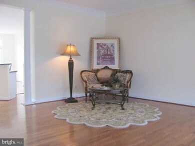 5916 Fox Glen Ct, Elkridge, MD 21075 - photo 2
