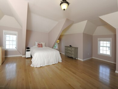 Bed3
