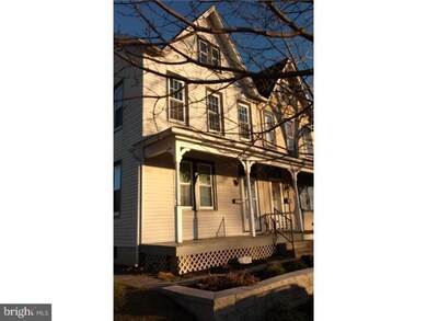 319 Franklin St, Shoemakersville, PA 19555 - photo 2