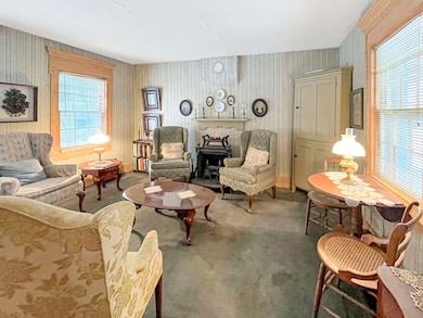 507&503 W Pleasant St, Freeport, IL 61032 - photo 6