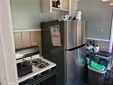 1202 W 11th St, San Bernardino, CA 92411 - photo 3