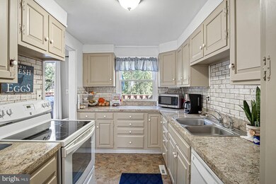 612 N Dupont Rd, Wilmington, DE 19804 - photo 6