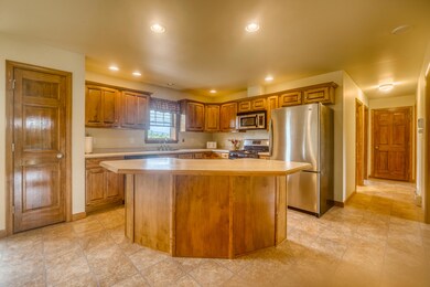 118 E Hebron Rd, Hebron, ME 04238 - photo 3