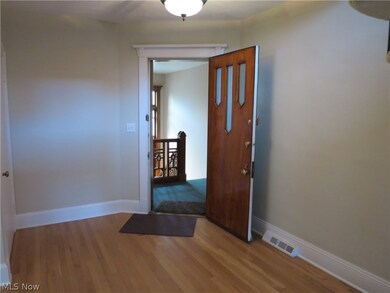 2577 Overlook Rd unit 6, Cleveland, OH 44106 - photo 3