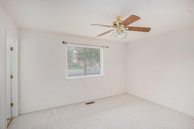 43146 Dante Ct, Sterling Heights, MI 48313 - photo 5