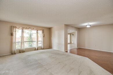 10405 W Kelso Dr, Sun City, AZ 85351 - photo 4