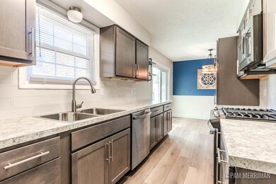 3154 Memorial Dr - Holland-15