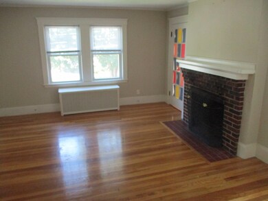 112 Warwick Rd unit 1, West Newton, MA 02465 - photo 4