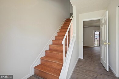 11544 Aldburg Way, Germantown, MD 20876 - photo 2