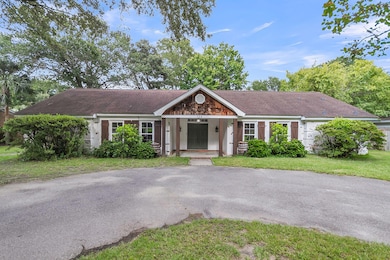 756 Wakendaw Blvd, Mount Pleasant, SC 29464 - photo 3