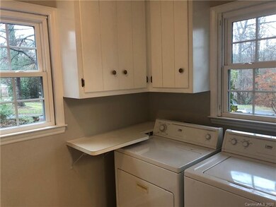 1402 Forest Park Dr, Statesville, NC 28677 - photo 4