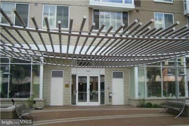 The Crescent unit 602, Silver Spring, MD 20910 - photo 2