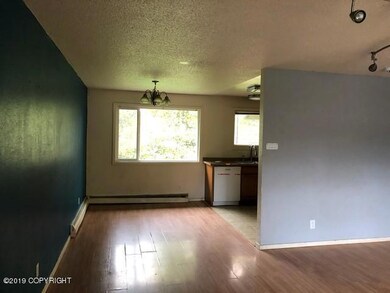 111-154923 Dining Area Additional Angle