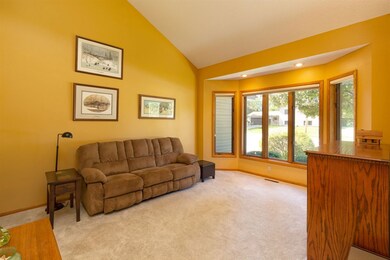 2726 Fandre Dr, Cedar Falls, IA 50613 - photo 7