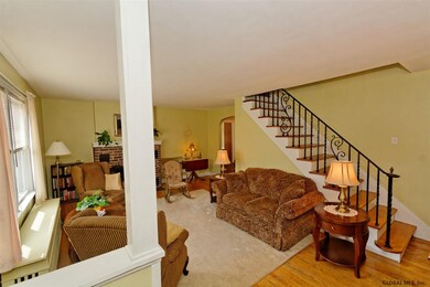 3 Carol Ann Dr, Albany, NY 12205 - photo 2