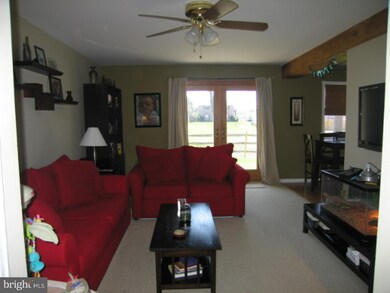 40 Belfast Dr, North Wales, PA 19454 - photo 2