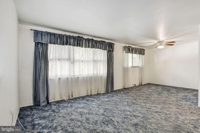 1006 Dunholme Rd, Reisterstown, MD 21136 - photo 2