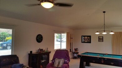 Entry/Living & Family Room Area