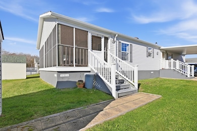 9 Blackbird St, Tiverton, MA 02787 - photo 3