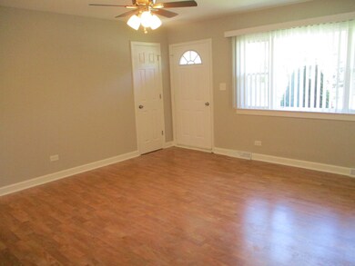 2401 Huron Terrace, Waukegan, IL 60087 - photo 6