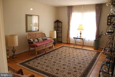 11235 Country Rd, Dunkirk, MD 20754 - photo 4