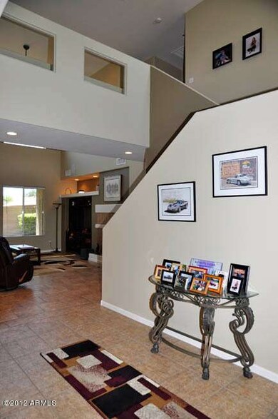 Foyer-Stairway