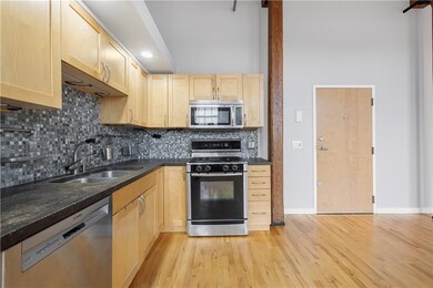 28 Bayley St unit 402, Pawtucket, RI 02860 - photo 7