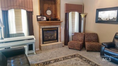 1233 Boardwalk Ct, Burley, ID 83318 - photo 2