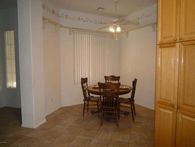 kitchen_eatin