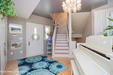 22 Harbour Ct unit 30, Staten Island, NY 10308 - photo 7