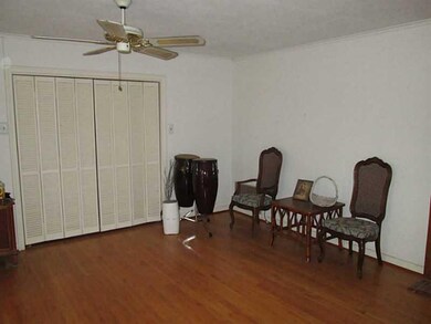 Den/Family/Great Room.