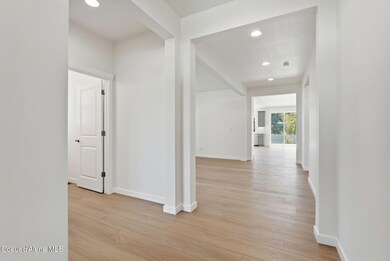 7736 N Girard Cir, Coeur D'Alene, ID 83815 - photo 5