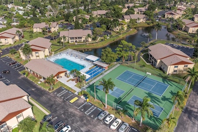 313 Pine Ridge Cir unit C-2, Greenacres, FL 33463 - photo 4