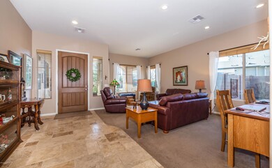 004_Living Room