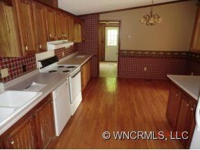 214 Simms Fork Rd, Burnsville, NC 28714 - photo 6