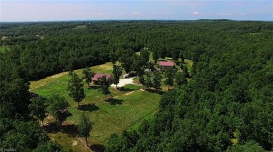 4211 Bachelor Creek Rd, Asheboro, NC 27205 - photo 2