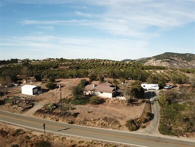 9076 W Lilac Rd, Escondido, CA 92026 - photo 7