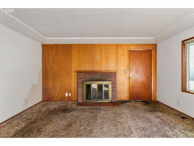 18705 NE Everett Ct, Portland, OR 97230 - photo 4