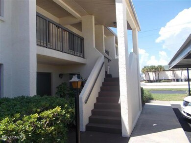 220 S 5th St unit 201, Cocoa Beach, FL 32931 - photo 4