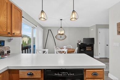 80 Country Ln unit 11, Vernon Rockville, CT 06066 - photo 6