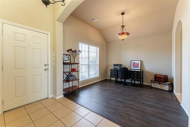 908 Rockton Dr, Wylie, TX 75098 - photo 4