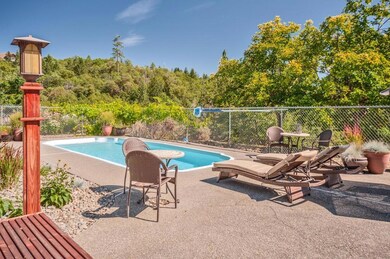 180 Kruger Ln, Grants Pass, OR 97527 - photo 7