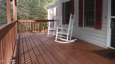 332 Raymondskill Rd, Milford, PA 18337 - photo 2