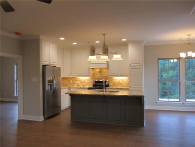 281 Crossover Rd, Pineville, LA 71360 - photo 4