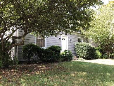 24 Chestnut St, South Dartmouth, MA 02748 - photo 3