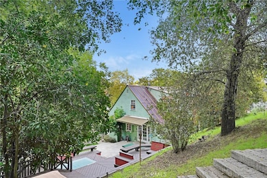 12060 Laurel Terrace Dr, Studio City, CA 91604 - photo 2