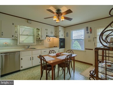 2537 Reading Blvd, Reading, PA 19609 - photo 4