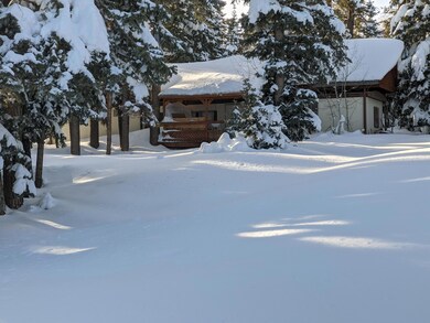 Circle driveway