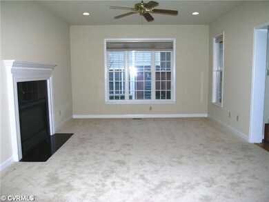 Den/Family/Great Room - Large Family Room with gas