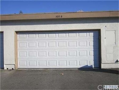 2 car  garage